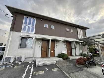 カトルボヌール三橋【2階】の外観