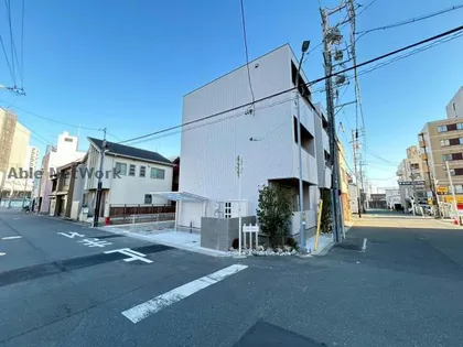 WHITE HOUSEの画像