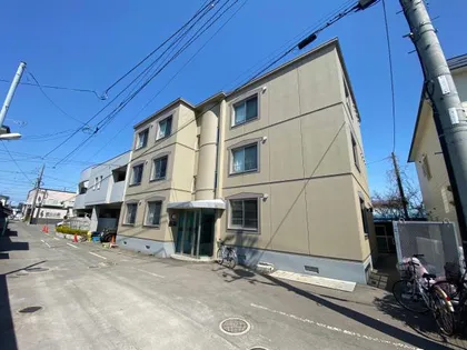 マンションアムール【201号室】の外観