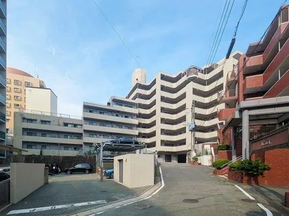 ライオンズマンション護国神社前の画像