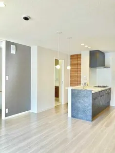 モンレーヴ本町【A0102号室】の居間