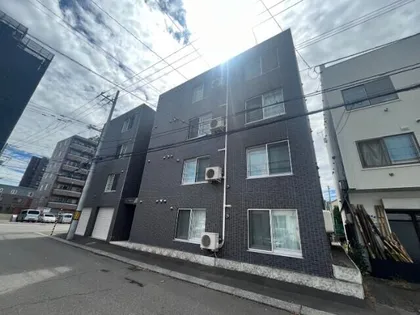 ノーブル円山【4階】の外観