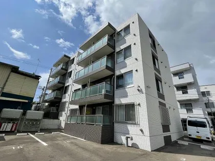 プルミエール深堀の画像