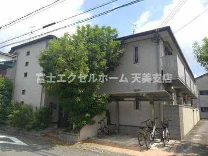 タウンコート藤【2階】の外観