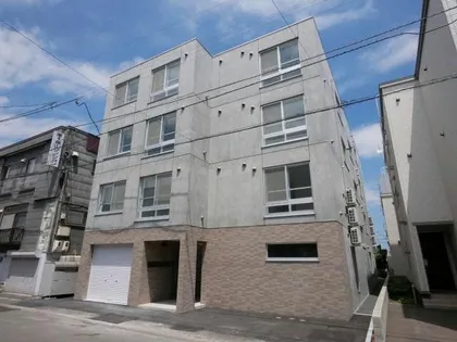 VIA LATTEA本通の画像