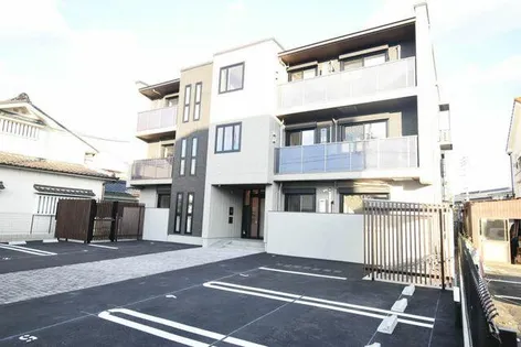 ドルチェヴィータ 一宮の画像