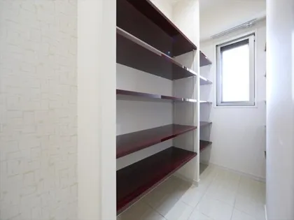 RIVO瑞穂通【3階】の玄関