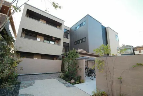 シャーメゾンCOCOUSの画像