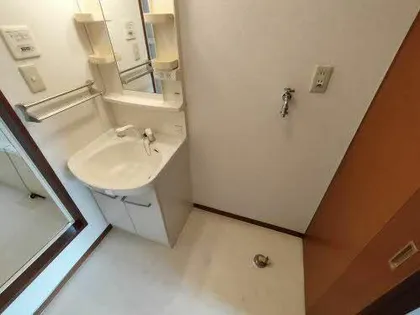 リバーサイドスクエア【0201号室】の内装