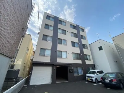 プルミエール山鼻南の画像