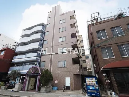 リバティ内代の画像