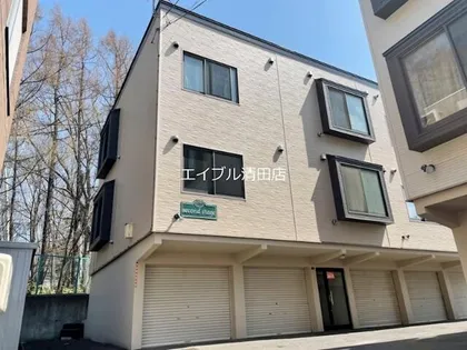 second stage【203号室】の外観