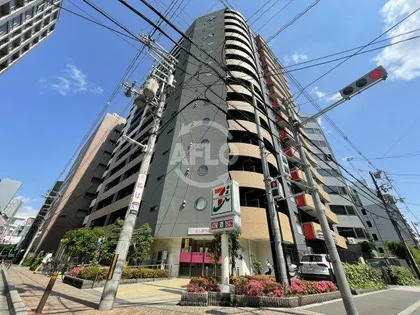 セレニテ本町グランデ【2階】の外観