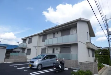 シャーメゾン プラムの画像