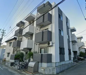 CRECIA吉塚の画像