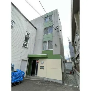 ル・ノール南参道【2階】の外観