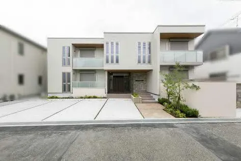 シャーメゾン グリシーヌ【0202号室】の外観