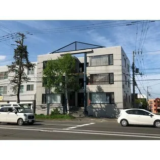 ヴァトンヒルズ宮の森の画像