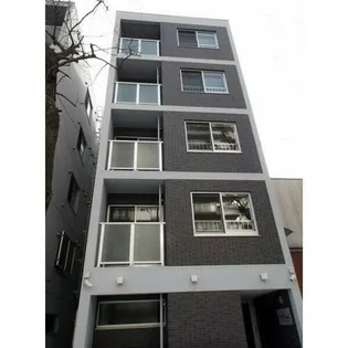 クローバー円山鳥居前【5階】の外観