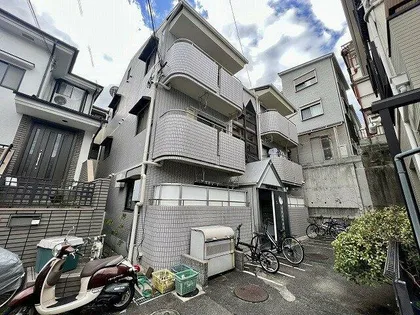 大阪府吹田市千里山月が丘【マンション】の外観