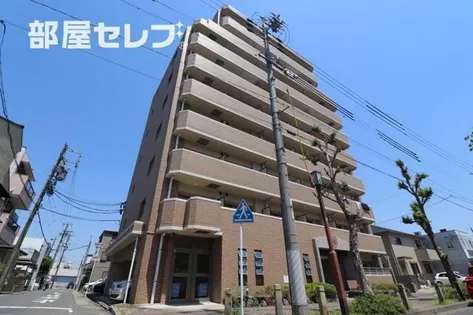 コンフォ清水【6階】の外観