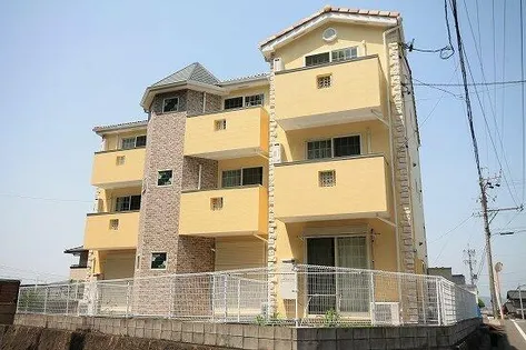 クリスタル小牧の画像