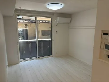 シャーメゾン CRYSTAL 三坂【0106号室】の外観