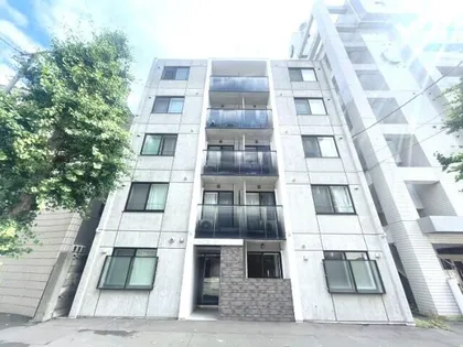 アズールⅥ【1階】の外観