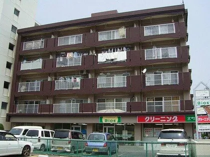 ファミール中央の画像