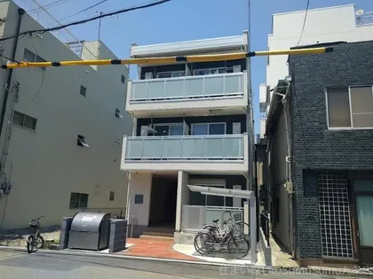 リブリ クルールの画像