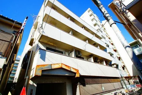 光栄ハイツ大畑【1階】の外観