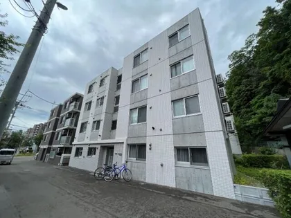 PATHOS MARUYAMA【3階】の外観