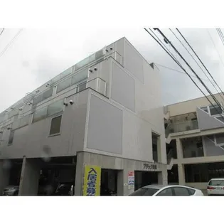 アデック友泉の画像