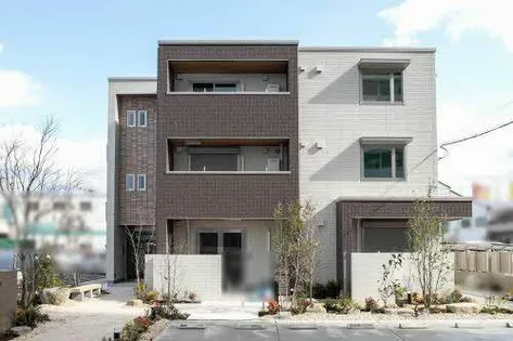 シャーメゾン フォルトゥーナの画像