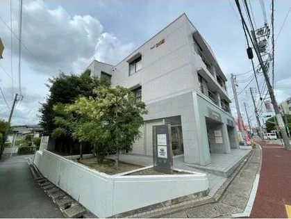 フラット松栄【3階】の外観