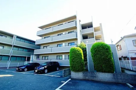 ヴィラ シャリテの画像