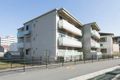 シャーメゾン フェリオの画像