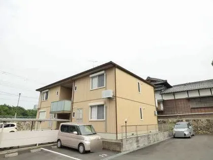 ロイヤルヒル【2階】の外観