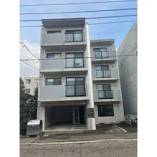 アンジュール【2階】の外観