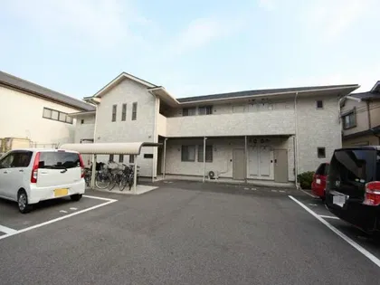 グレースコートの画像