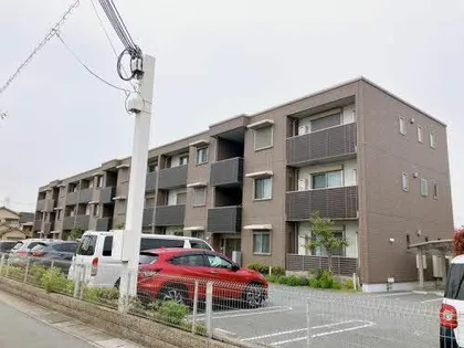 ラ ヴィ アンソレイエの画像