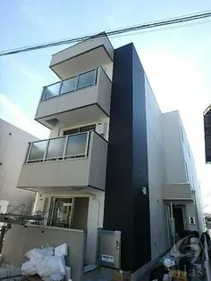 大阪府池田市綾羽2丁目【アパート】の外観