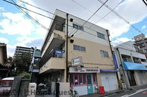 レジェンド小阪【3階】の外観
