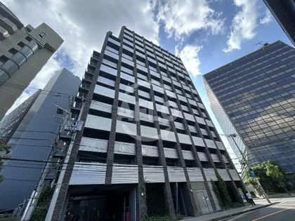 フォレステージュ江坂公園【7階】の外観