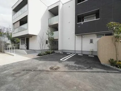 シャーメゾン さつきの画像