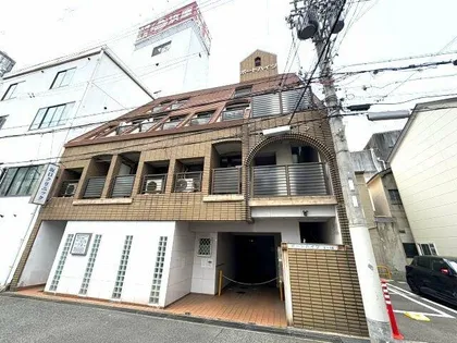 坂口ポートハイツ【3階】の外観