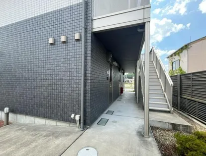 クロワール・シュマン【1階】の外観