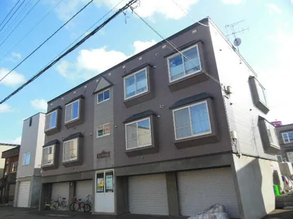 カーサ真栄【203号室】の外観