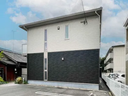 シャーメゾン ルクナの画像