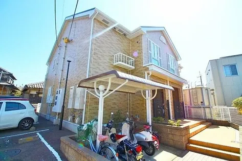 ピースコート【1階】の外観